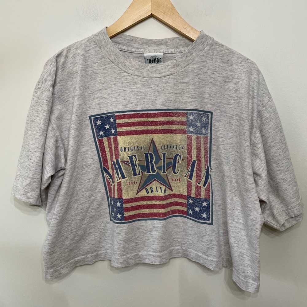 Vintage Single Stitch America USA  Patriotic Cropped Tshirt Flag Tee Unisex L?